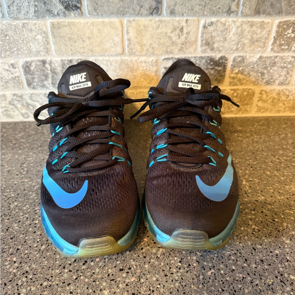 Nike Air 2016 Max Black with Blue Highlights Women’s Size 7 - Picture 2 of 9
